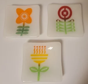 Flower dishes by Susan Delaney 